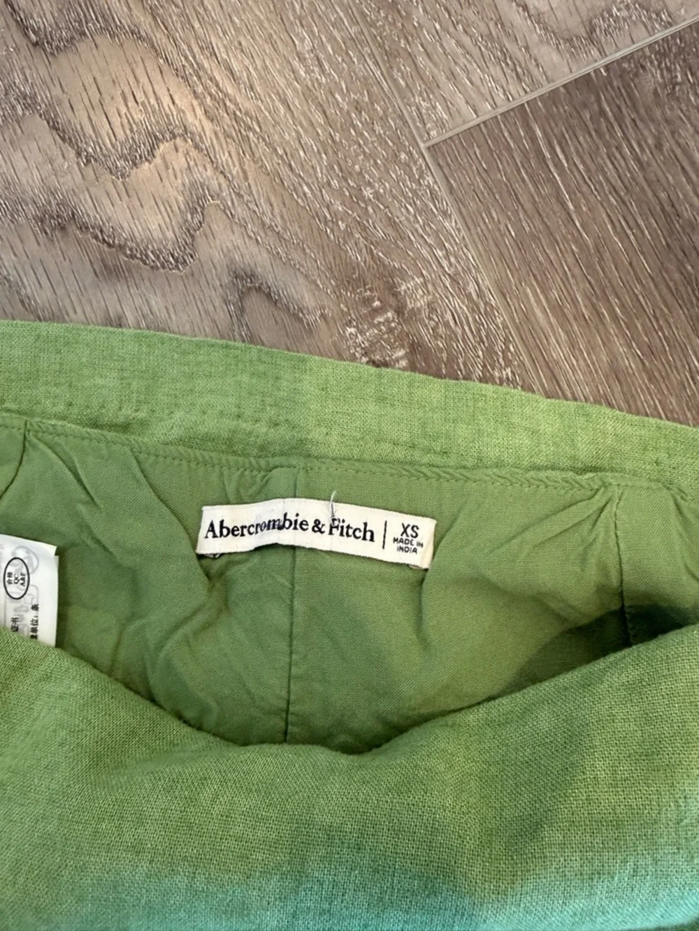 Abercrombie and Fitch Green Skort - Picture 3 of 3